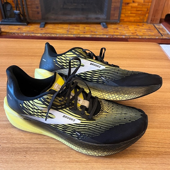 Brooks Other - Brooks Men's Hyperion Max Running  Shoe